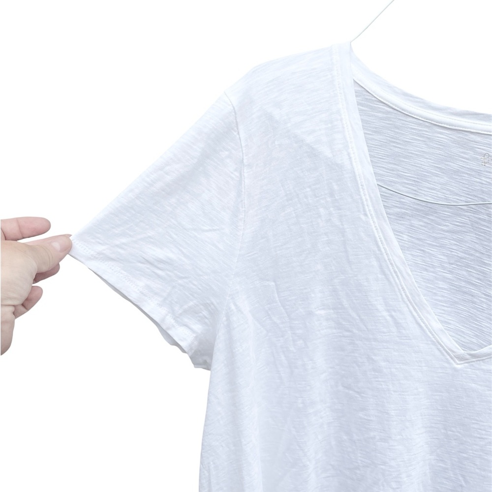 NWOT Lilly Pulitzer Meredith Resort White Tee - Picture 5 of 8